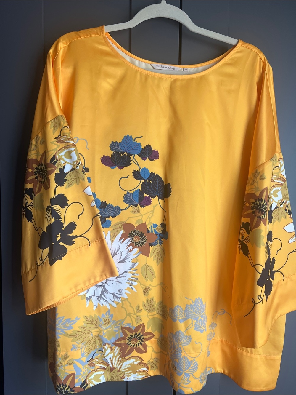 Soft Surroundings Yellow Floral Satin Tunic Top